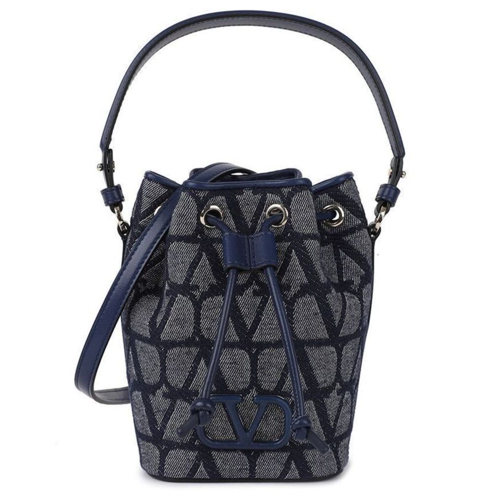Garavani Bucket Tote Bag